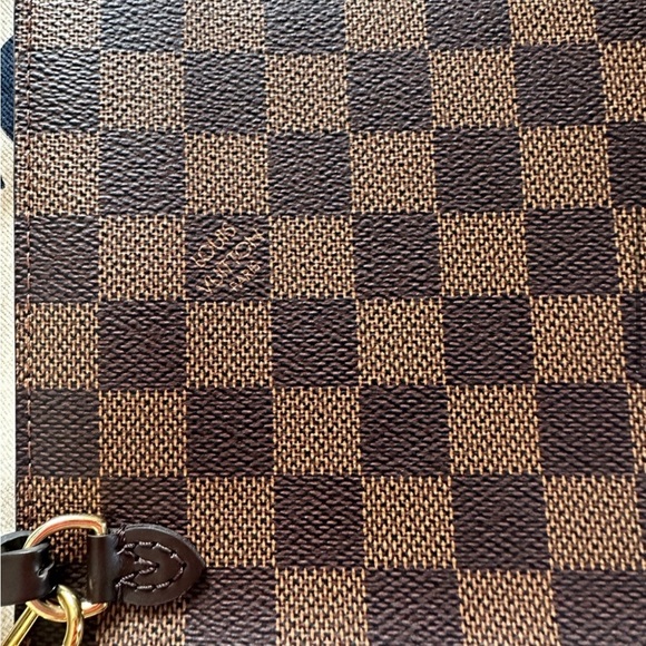 💯 Authentic Louis Vuitton Damier Ebene Neverfull Pochette Wristlet - Picture 9 of 12